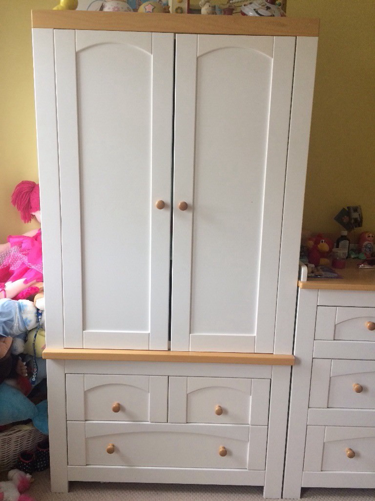 izziwotnot nursery furniture